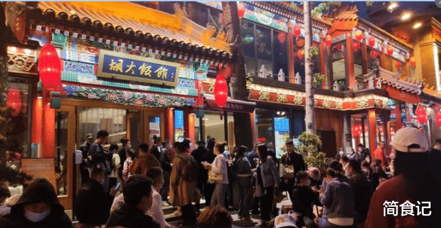 哪的小吃街人气最旺？经过评选，这6个地方比较出名，你扫过几条
