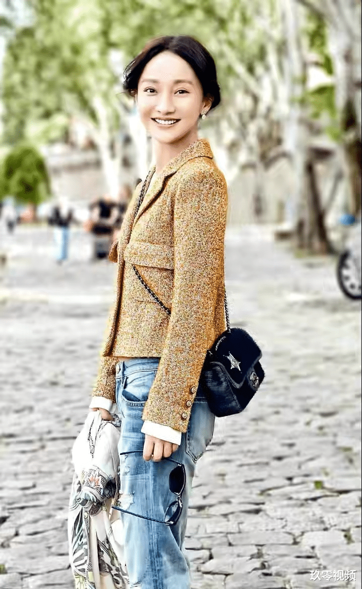 周迅|周迅再次得知“白月光”的消息,是他从十四楼一跃而下,终年43岁