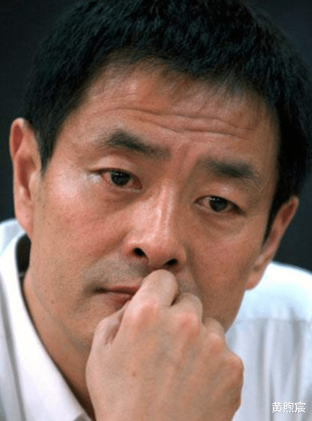 濮存昕|濮存昕:辉煌背后有泪水,家人接连去世,69岁的他撑起母亲的晚年