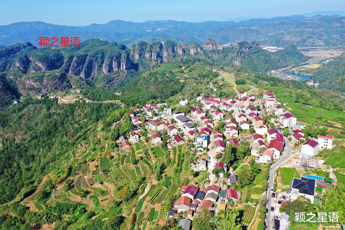 西双版纳|绍兴有个网红村,相望穿岩十九峰