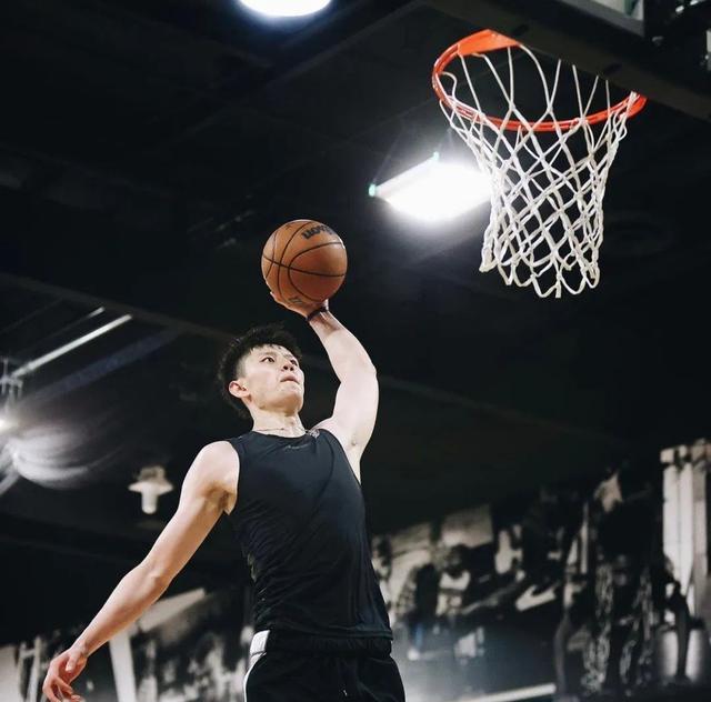 遗憾!曾凡博落选NBA!火箭用探花签选中状元秀
