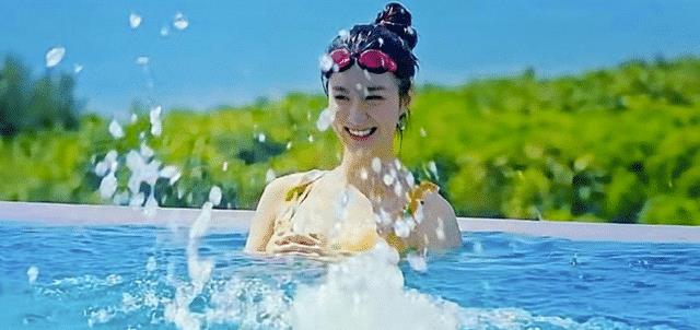 正午阳光|明明是一位明艳大美女，为何两度在正午阳光的剧中做配？