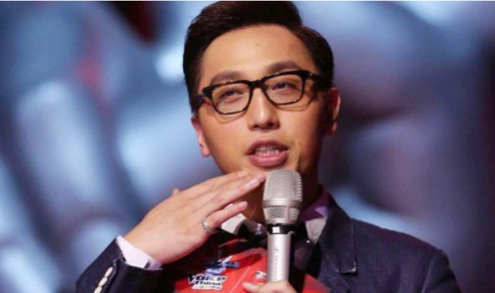 新·奥特曼|华少“幻灭史”，他的故事远比你想象的更恶劣