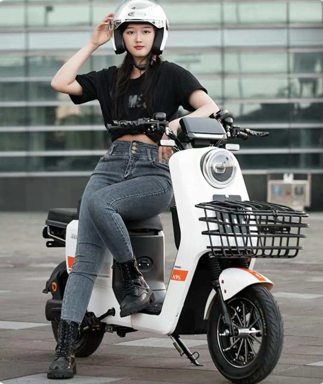 斯洛克推出新款电动车a9,电池可以扩容,最高续航780公里