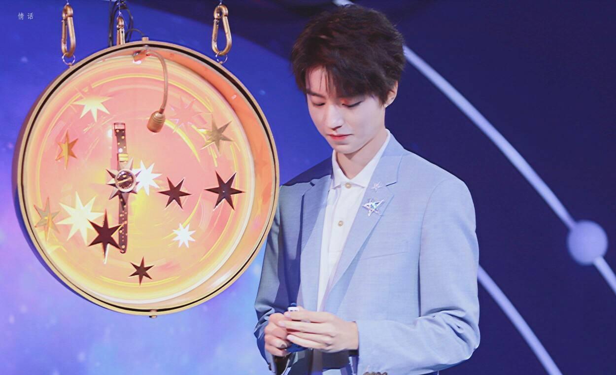 王俊凯|网曝TFboys解散王俊凯退圈,爆料者称原因不敢说,但确实是自作孽