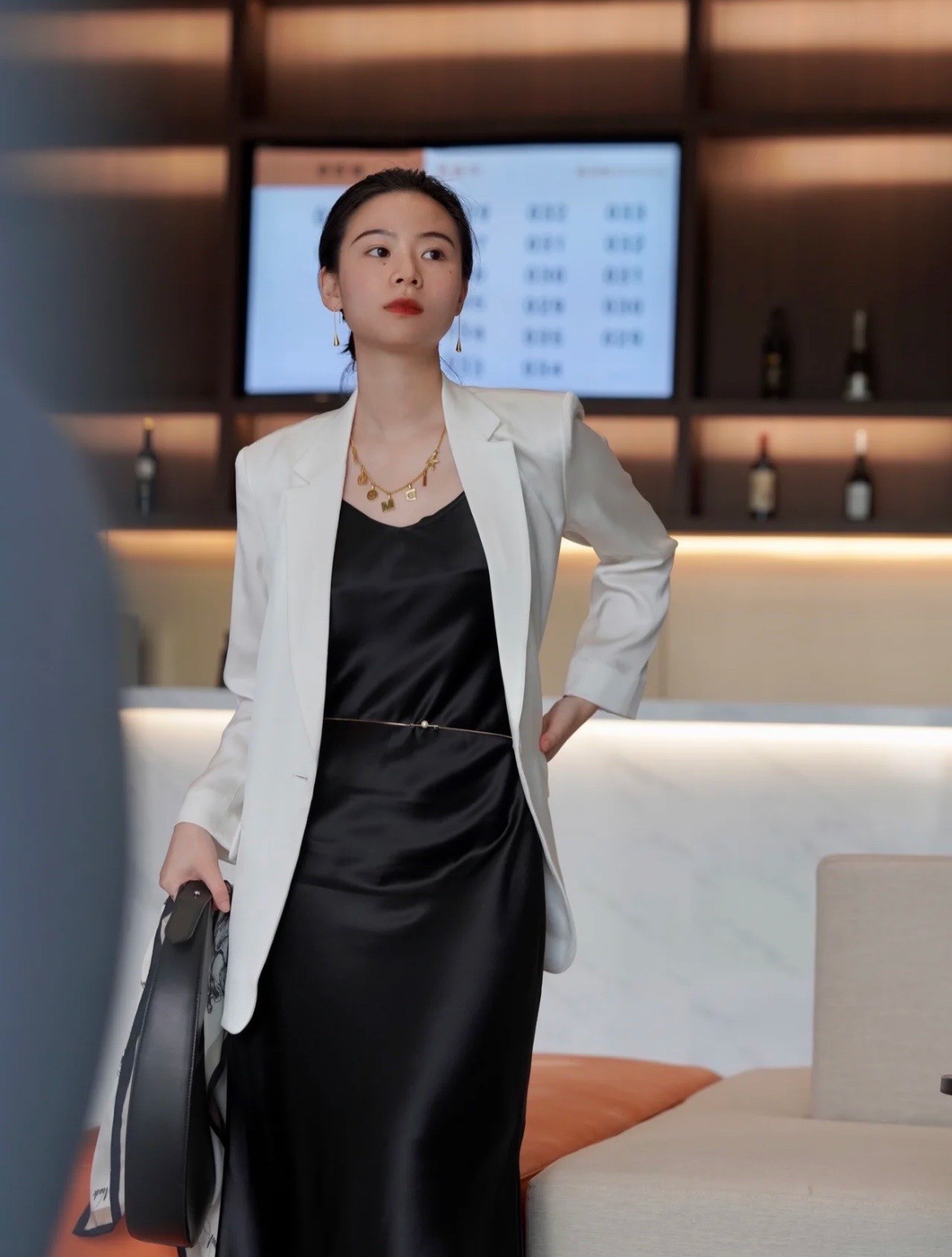 刘海 40岁以后，如何第一眼就给人“很会打扮”的感觉？