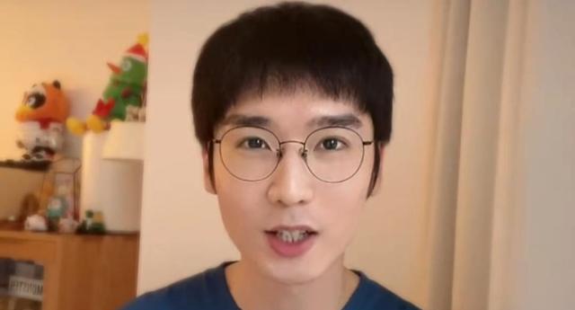 肖战|宥鸣直播谈20年星光大赏：肖战登台全场尖叫欢呼声震耳欲聋