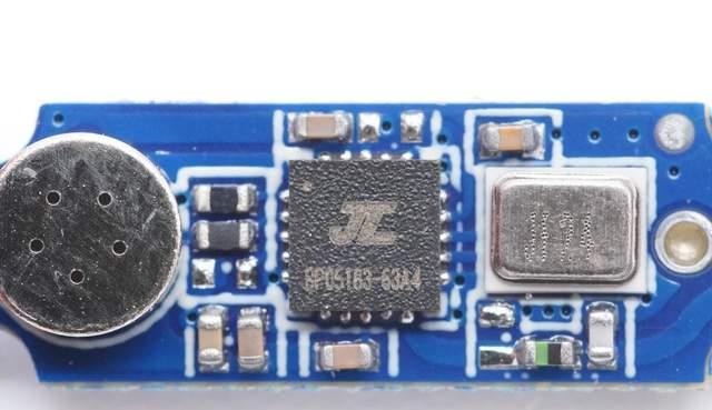 無線耳機|內置英集芯IP5333多功能電源管理SOC，Kiss me Q8真無線耳機拆解