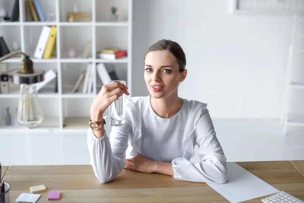 招聘|提高情商,从礼仪涵养开始!(职场篇)