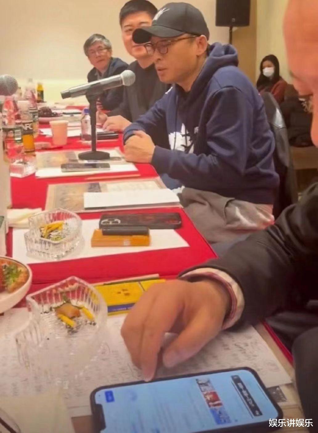 王一博|程耳与影评人深入交流《无名》,大佬偷摸搜索:王一博是一线明星吗