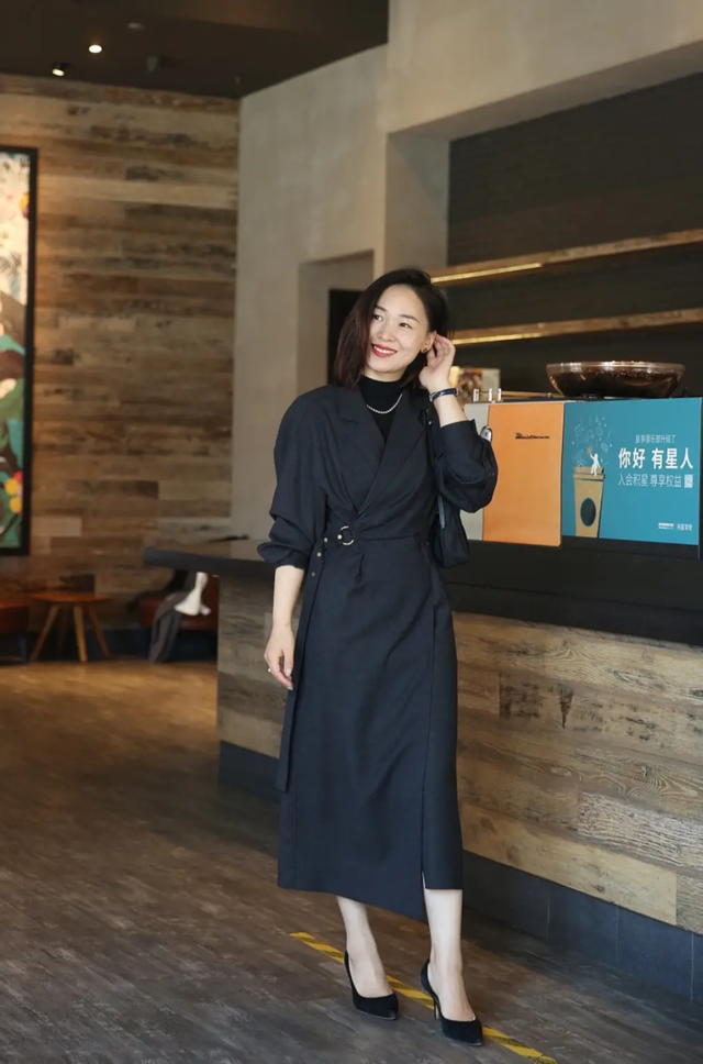 穿衣搭配|降温后这样打扮,时髦又好看,做一个既有风度又有温度的职场丽人