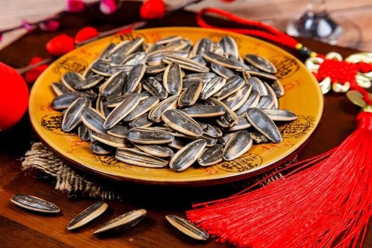 瓜子|瓜子，究竟是伤肝还是养肝？医生提醒：这2种“瓜子”，还需少吃