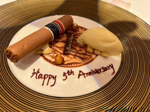 刘彦池|王励勤前女友刘彦池晒结婚五周年照，夫妻恩爱无比