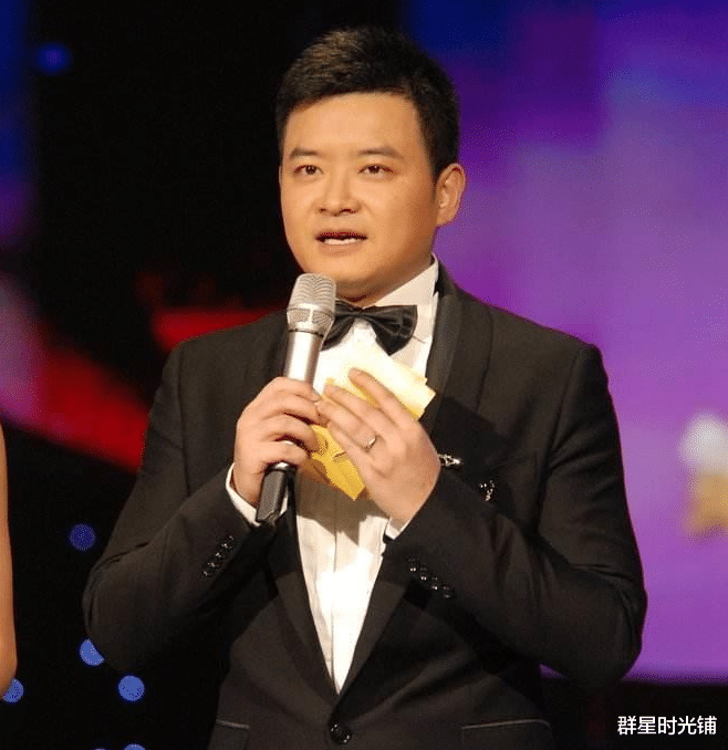 李佳明|央视李佳明：借钱上学进央视，巅峰期出国深造，归来后被小尼代替