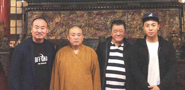 释小龙|和洪金宝平起平坐,向华强也得礼让三分,释小龙背景到底有多强?