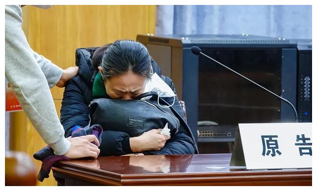 社会性死亡?当陈某峰把刀刺向江某歌的那一刻,你就已经死了