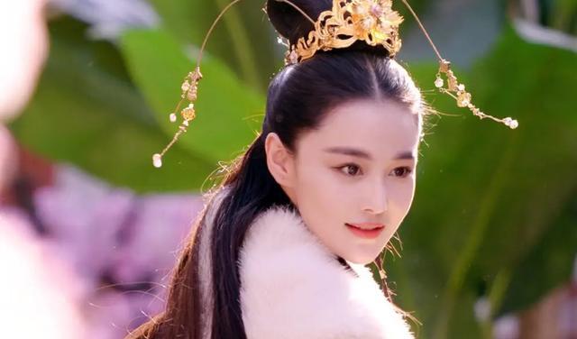 张馨予|520发文自称单身狗,结婚3年多聚少离多,张馨予何捷疑婚姻亮红灯