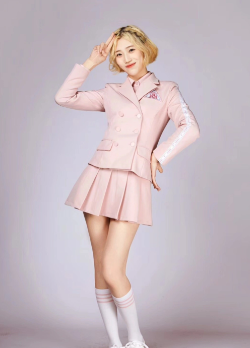 林彦俊|林彦俊站姐直播爆料,周笔畅工作室张馨予等十几位明星用大号吃瓜