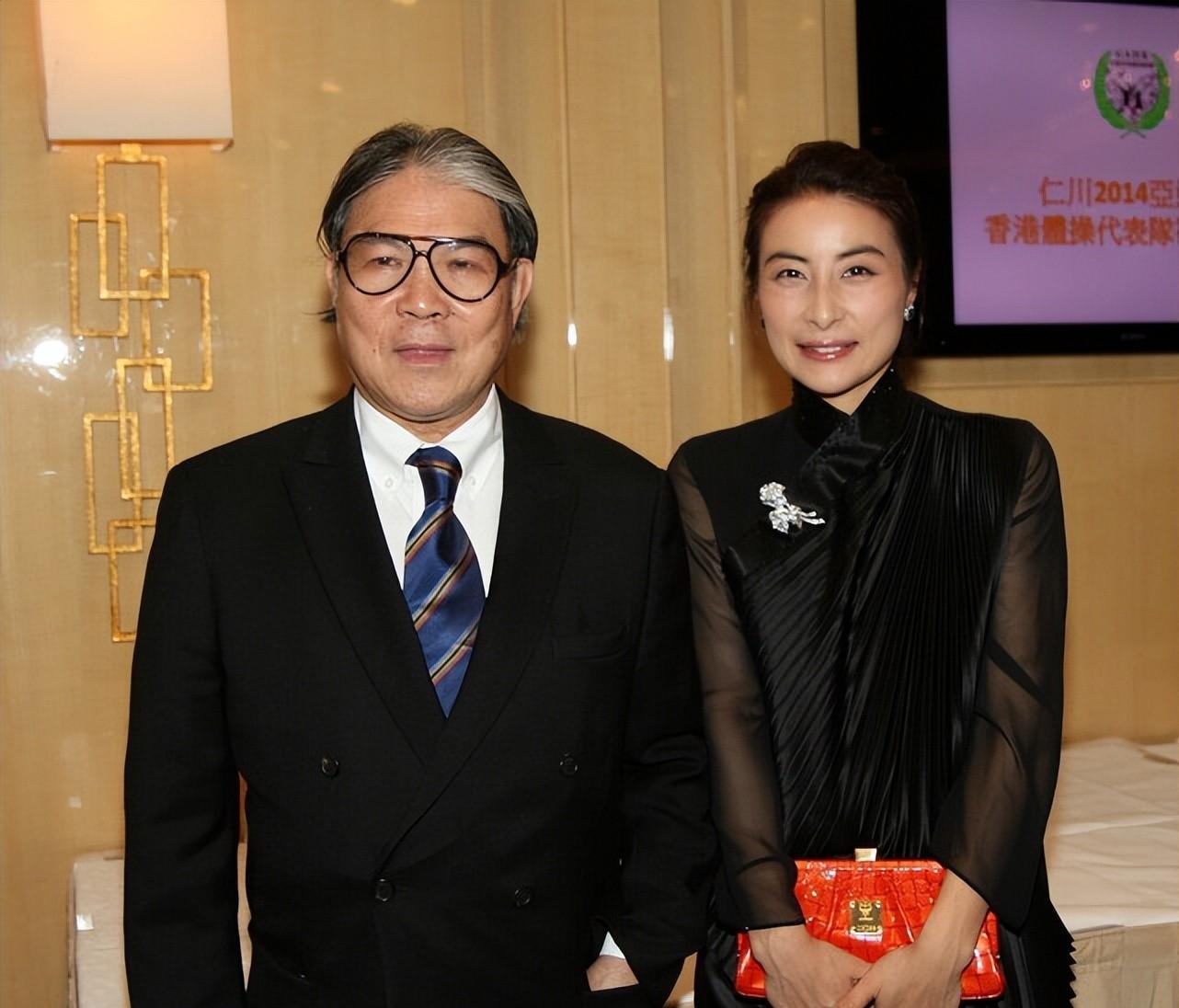 郭晶晶|霍启刚或成香港文艺一哥,郭晶晶戴百万钻戒高调现身,为丈夫拉票