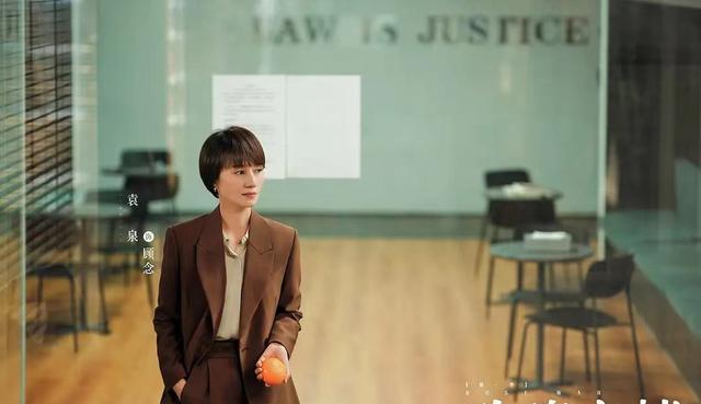 俞飞鸿|《玫瑰之战》：袁泉和俞飞鸿成最大看点，两人对手戏精彩