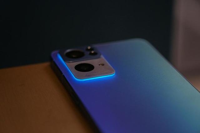 一加科技|这三台手机的曼妙手感,在你指尖上任意流淌