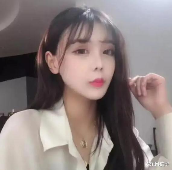 韩安冉|韩安冉花1300买兔子哄女儿,被小猪妹一天养死,网友:当个人吧