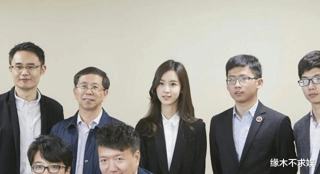 陈都灵|28岁的陈都灵现实中长啥样?看到生图,网友:和当年变化太大