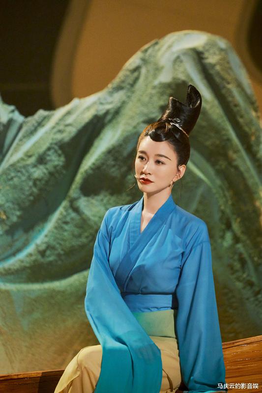 王牌对王牌|《王牌对王牌》首播，收视蹿升，最终夺冠，堪称浙台最能打综艺