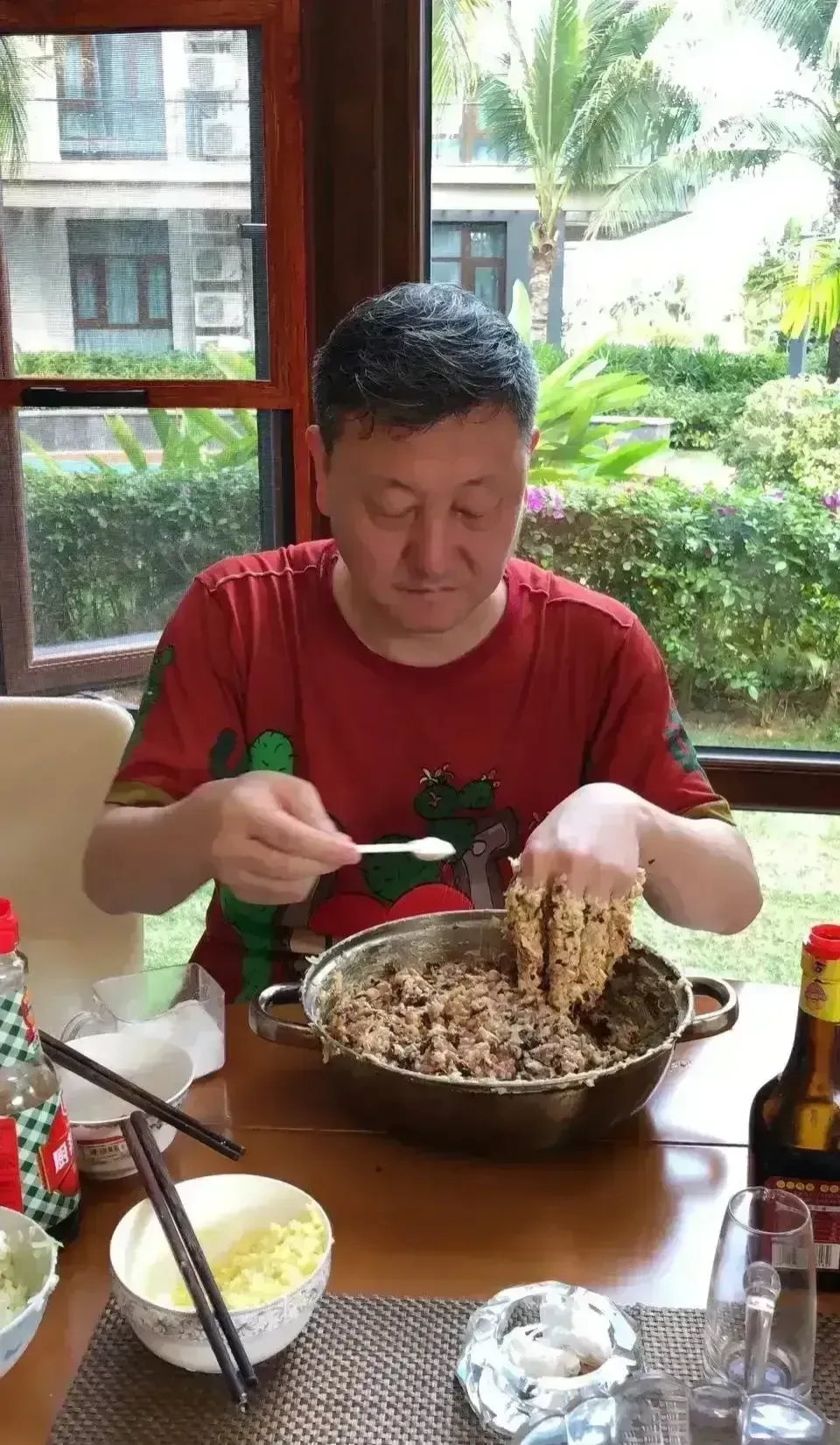 韩磊|韩磊的退休生活，引发关注！