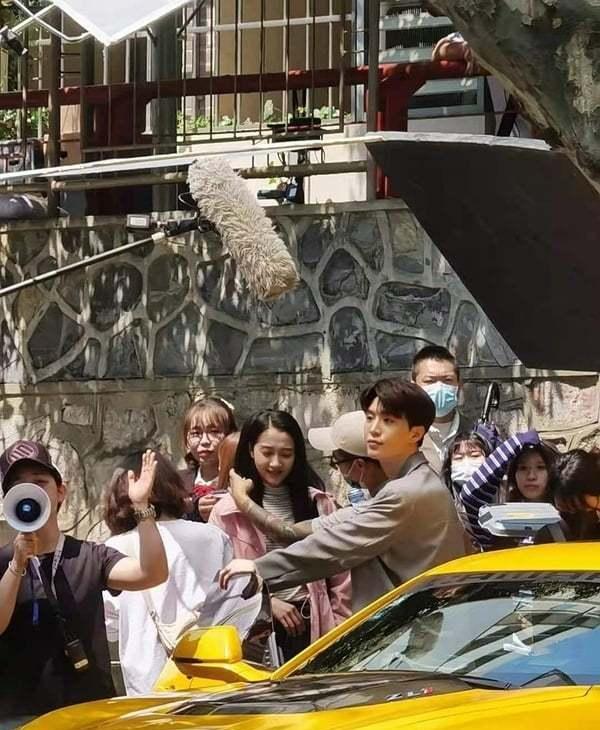 范丞丞|皇权富贵再上分?范丞丞纹身和黄明昊有关?官方粉丝团发声明回应