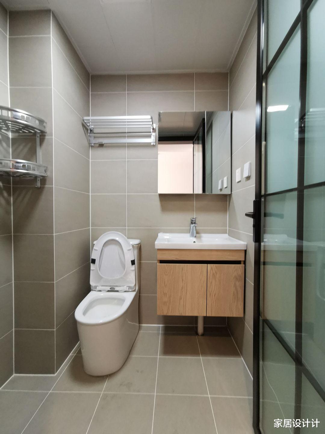 简装的68平米养老房，简简单单实用为主，以后给老人新房照着装