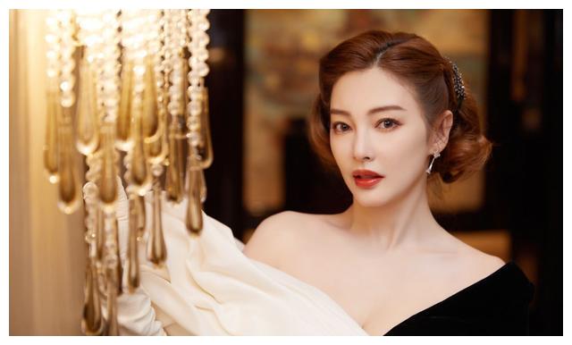 叶童|家花不如野花香？10位输给“野花”的女星，个个貌美如花却被绿