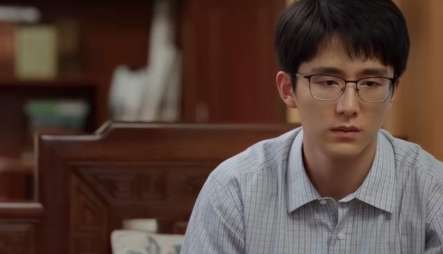 县委大院|《县委大院》太人性:看懂吕青山为保官位做牺牲,才知关系户强势