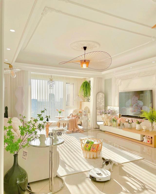 费尽心思装的客厅，爸妈第一次来却说存不住钱，你们来评评理！