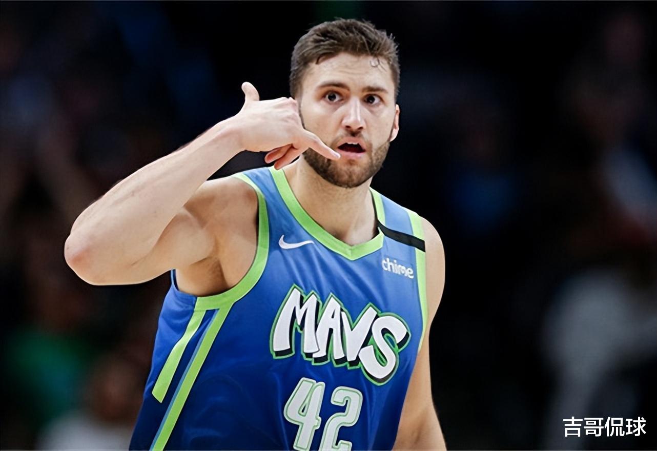 勇士队|完美逆袭！NBA高富帅迎来爆发，30岁恋上“白富美”网红