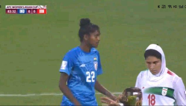 伊朗隊(duì)|0-0！印度女足平伊朗，A組局勢(shì)撲朔迷離，張馨當(dāng)選揭幕戰(zhàn)最佳球員