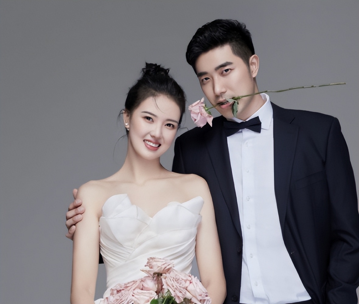 赵继伟|喜事！中国体坛两大当家球星公布婚讯，都已领证，婚期已定！