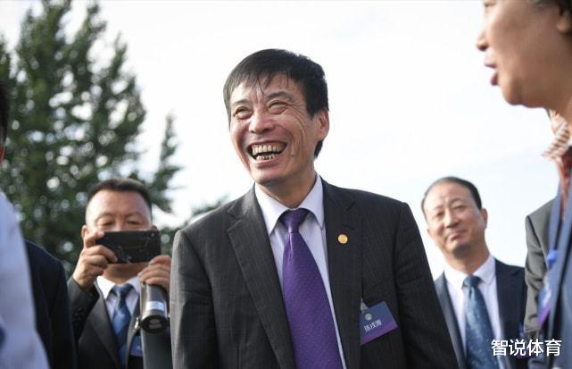 人民日报|深夜11点！人民日报重拳出击，17字警告国足，陈戌源职位有变
