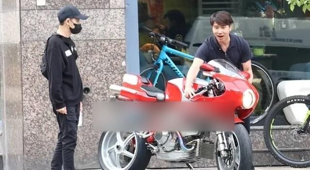 欧弟|林志颖骑单车与欧弟见面，曝欧弟在大陆狂捞金，离婚后换房买豪车