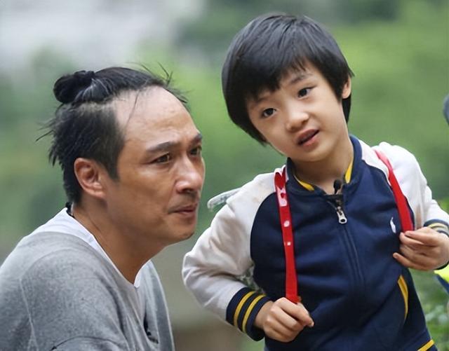 童星|幼年时灵气逼人，成年却胖成“土肥圆”，这七位发福的童星太可惜