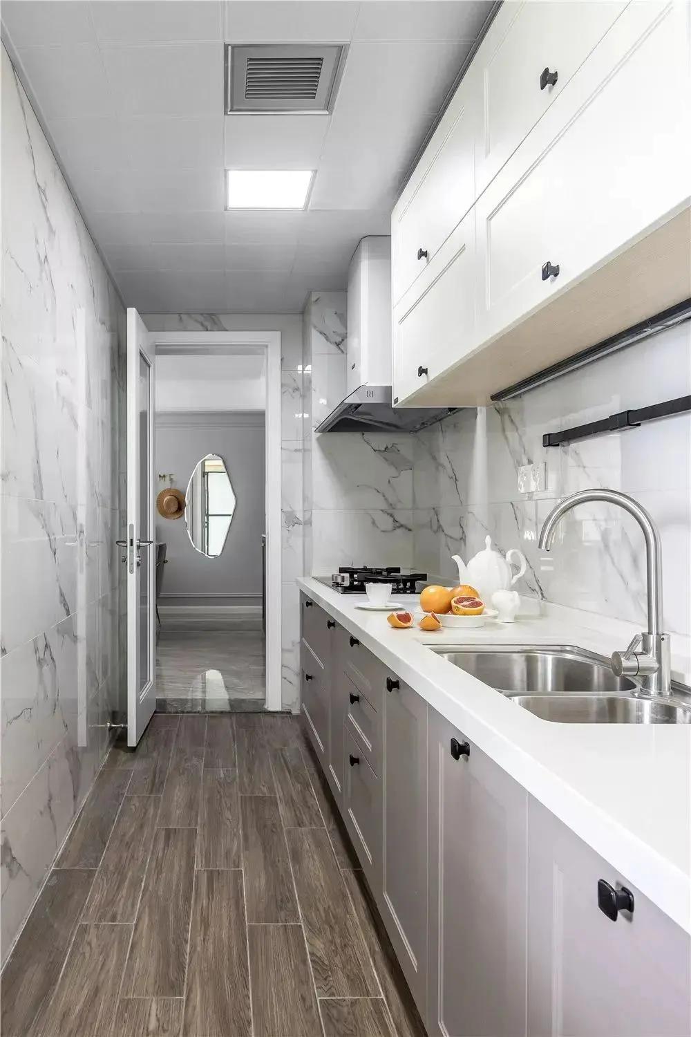 老公把沙发墙“砌半截”, 完工后多了卡座餐厅,亲朋好友纷纷效仿