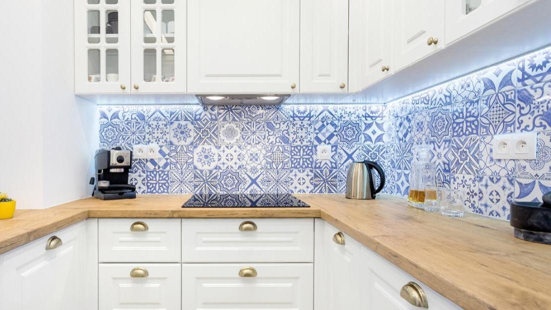 厨房后挡板真的可以用花砖吗？只有真正体验过，才知道到底有多美