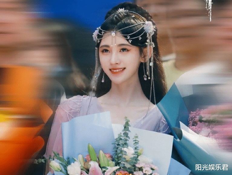 王艺瑾|嘉行传媒真是好眼光,王艺瑾穿古装:这是照着演员标准选爱豆吧