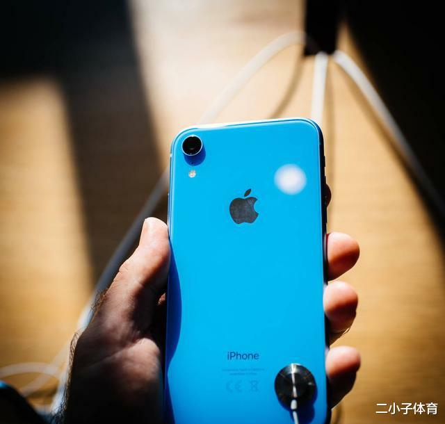 苹果|同等价位的华为手机和苹果手机，你会选择谁？为什么？