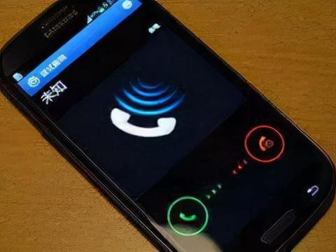 微信|热搜:苹果CEO遭威胁;微信版本更新;腾讯回应员工怼领导