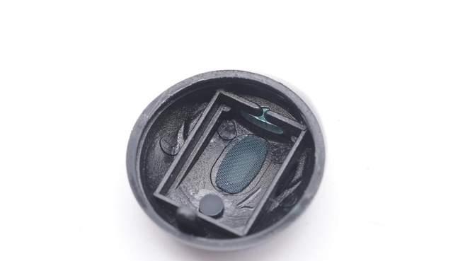 无线耳机|内置英集芯IP5333多功能电源管理SOC，Kiss me Q8真无线耳机拆解