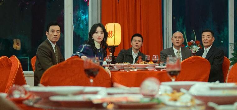 野蛮生长|风吹半夏:看懂冯遇二婚的凄凉,就知道伍建设为何会成5人帮老大