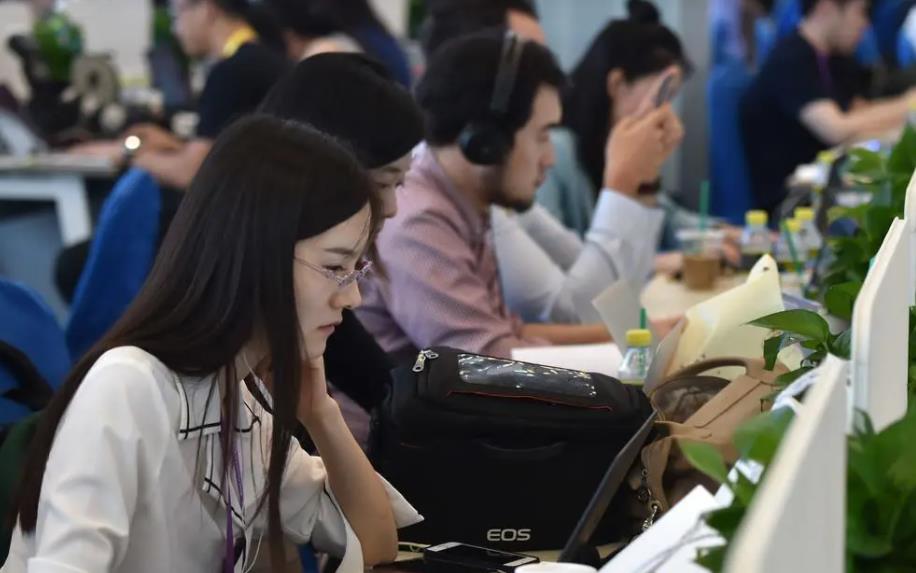 物理|中小学实行定编定员，这三科老师缺口大，已成为热门报考学科