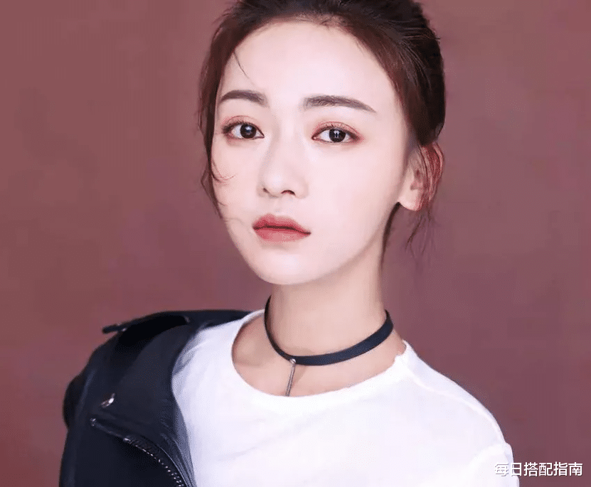 吴谨言|虽然凭借《延禧攻略》一炮而红，但吴谨言的脸真不适合清宫剧