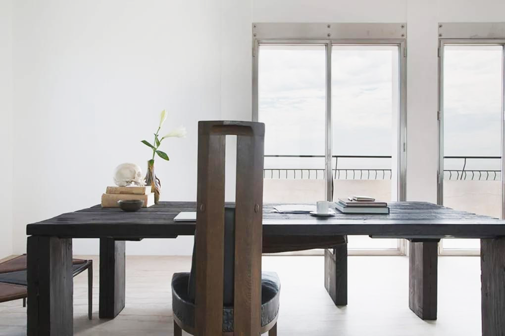 59岁昔日男神砸2亿装修,200m2改成一室0厅,洗澡如厕无遮挡:欧阳娜娜爱他啥?